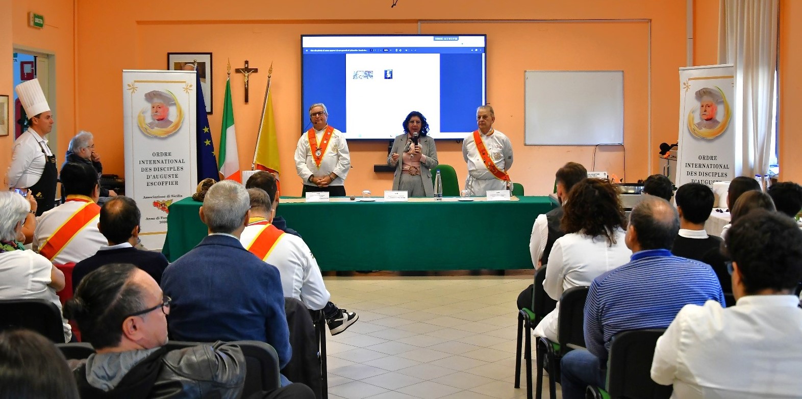 Appunti di Cucina Siciliana: Evento all'IIS Antonello da Messina con i Disciples d'Escoffier